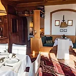 게스트하우스 Bergschloessl 4*